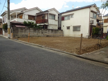 現地土地写真　堺市西区浜寺船尾町西１丁　
建築条件なしの土地