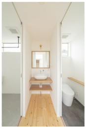 施工例写真　オシャレで使い勝手を考えた水廻り☆トイレは２ヶ所ございます◎