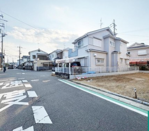 �O�ʓ��H�܂ތ��n�ʐ^�@2�KLDK17.5���͊O����̎������C�ɂȂ炸�A���K�ɂ��Ǝ��Ԃ��߂����܂��ˁI