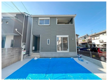 �{�H��ʐ^�@�ގ��O�ϓ��d�l�ł��B���⑋�̊J�����̈ʒu���̃f�U�C�����قȂ�܂��B