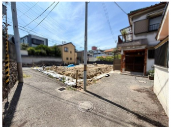 �O�ʓ��H�܂ތ��n�ʐ^�@�쓌�����ŗz�����蔲�Q�ł��I
���r���O�͗z������E�ʕ��ǍD�ŋ��S�n���悭�A���R�Ƃ݂�Ȃ��W�܂��ԂɂȂ肻���ł���